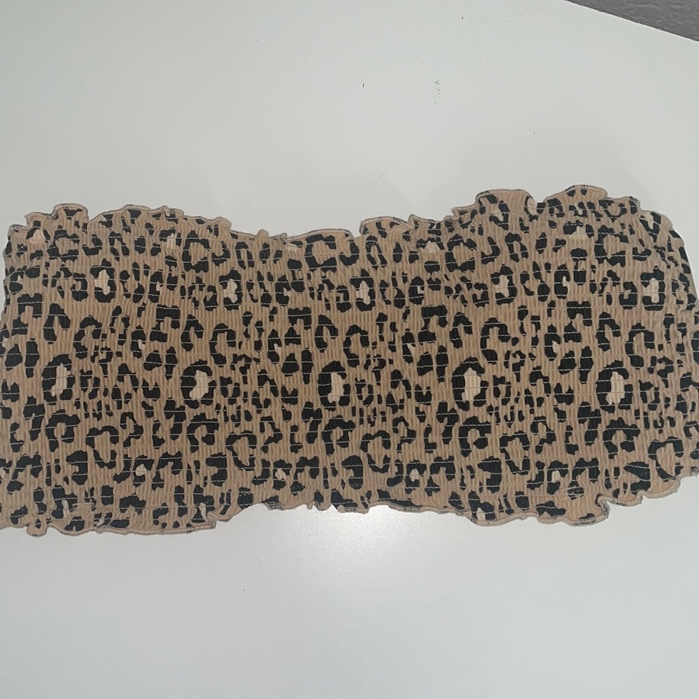 Strapless Hollister bikini Top Cheetah print